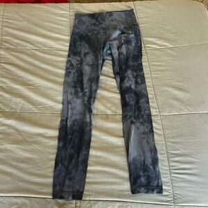 Lululemon leggings Dimond dye 25”
